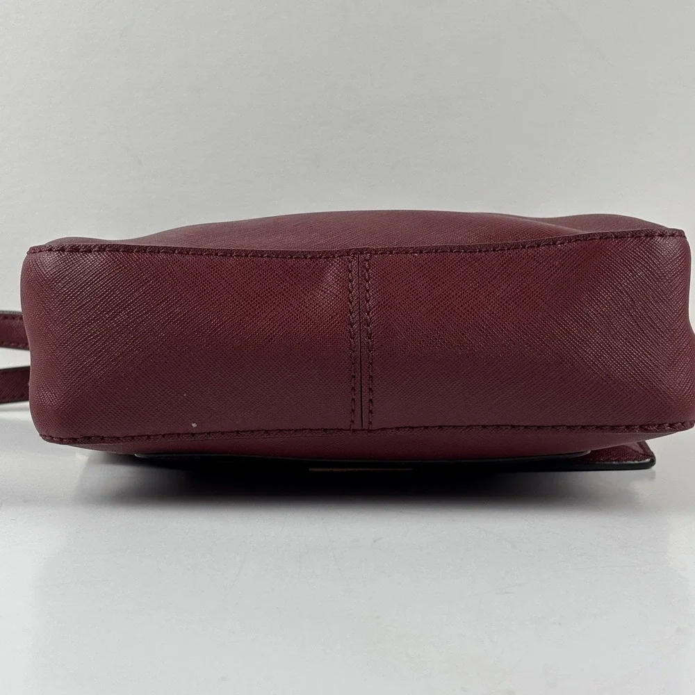Kate Spade Saffiano Leather Crossbody‎ Bag Womens Medium Burgundy Flap Logo